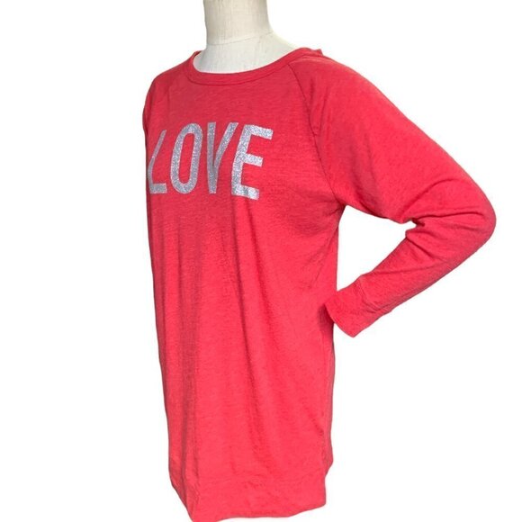 Victoria's Secret M Long Sleeve Sleep Shirt/Tunic/Tee/PJ Red "Love" Graphic 52T - Picture 4 of 10